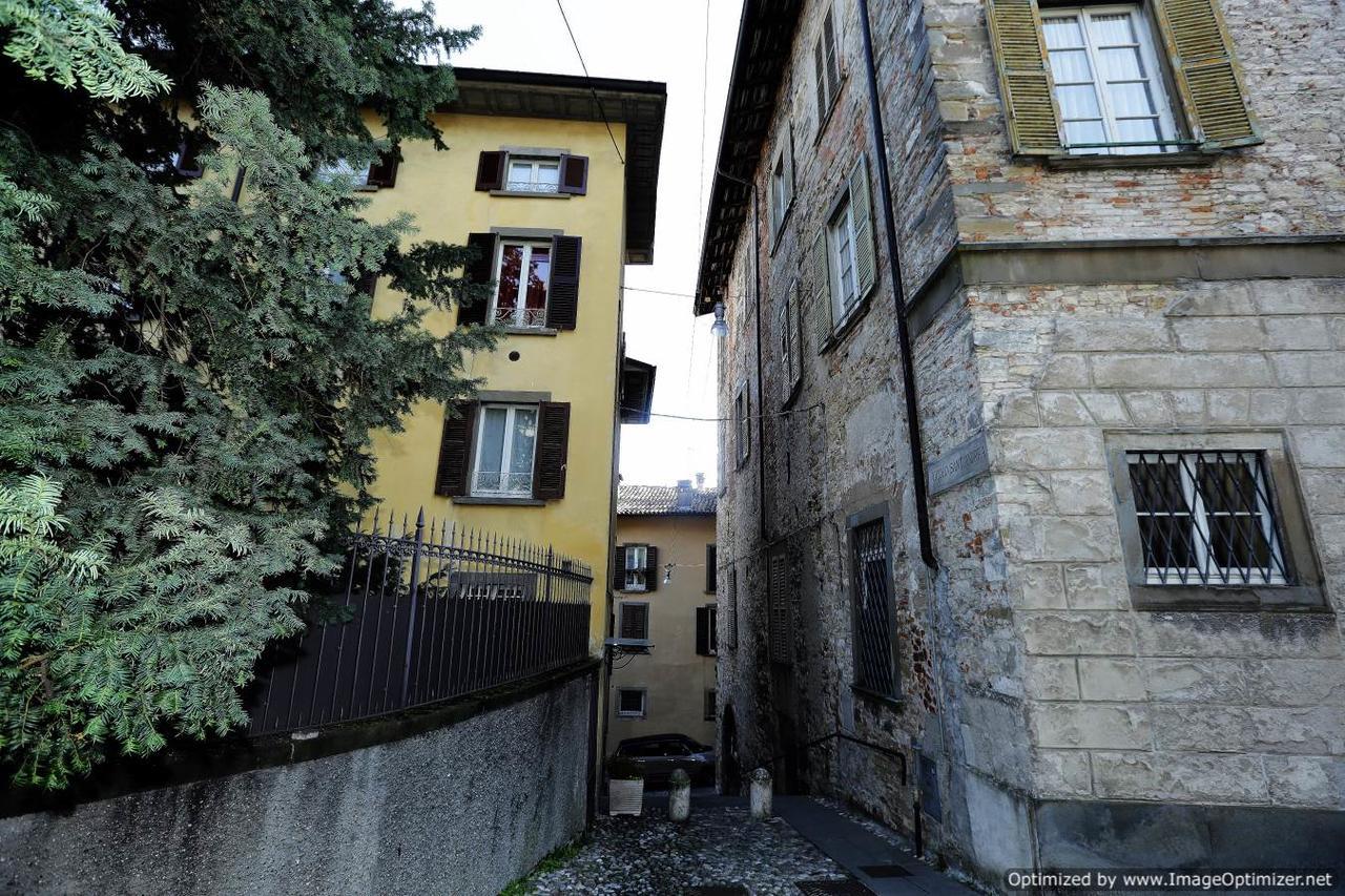 Hotel A Due Passi Bergamo Exterior foto